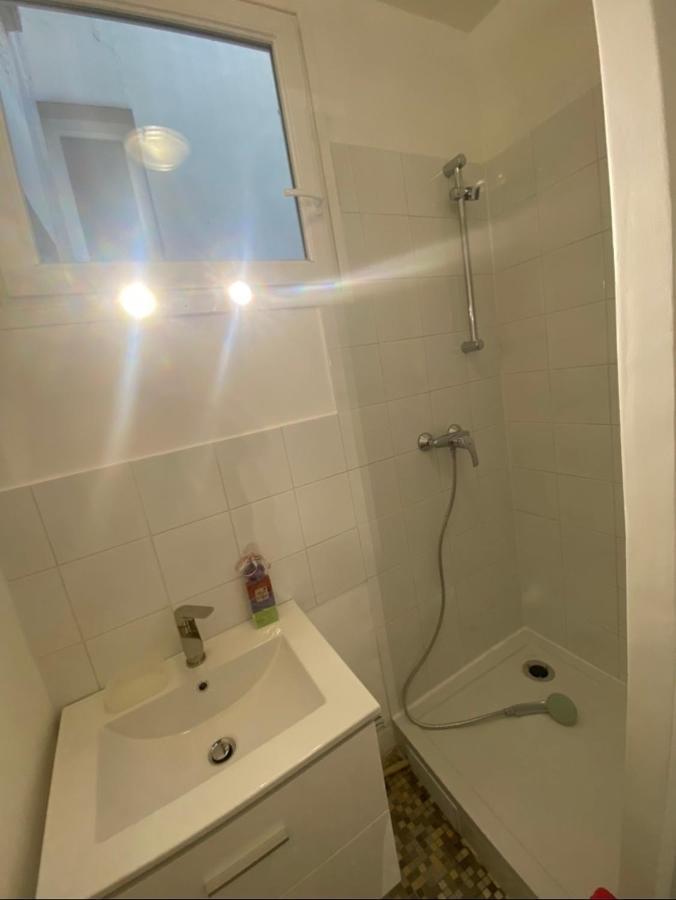 Appartement Situe Dans Le 9Eme Arrondissement, A Deux Pas Du Sacre-Coeur Paris Exteriör bild