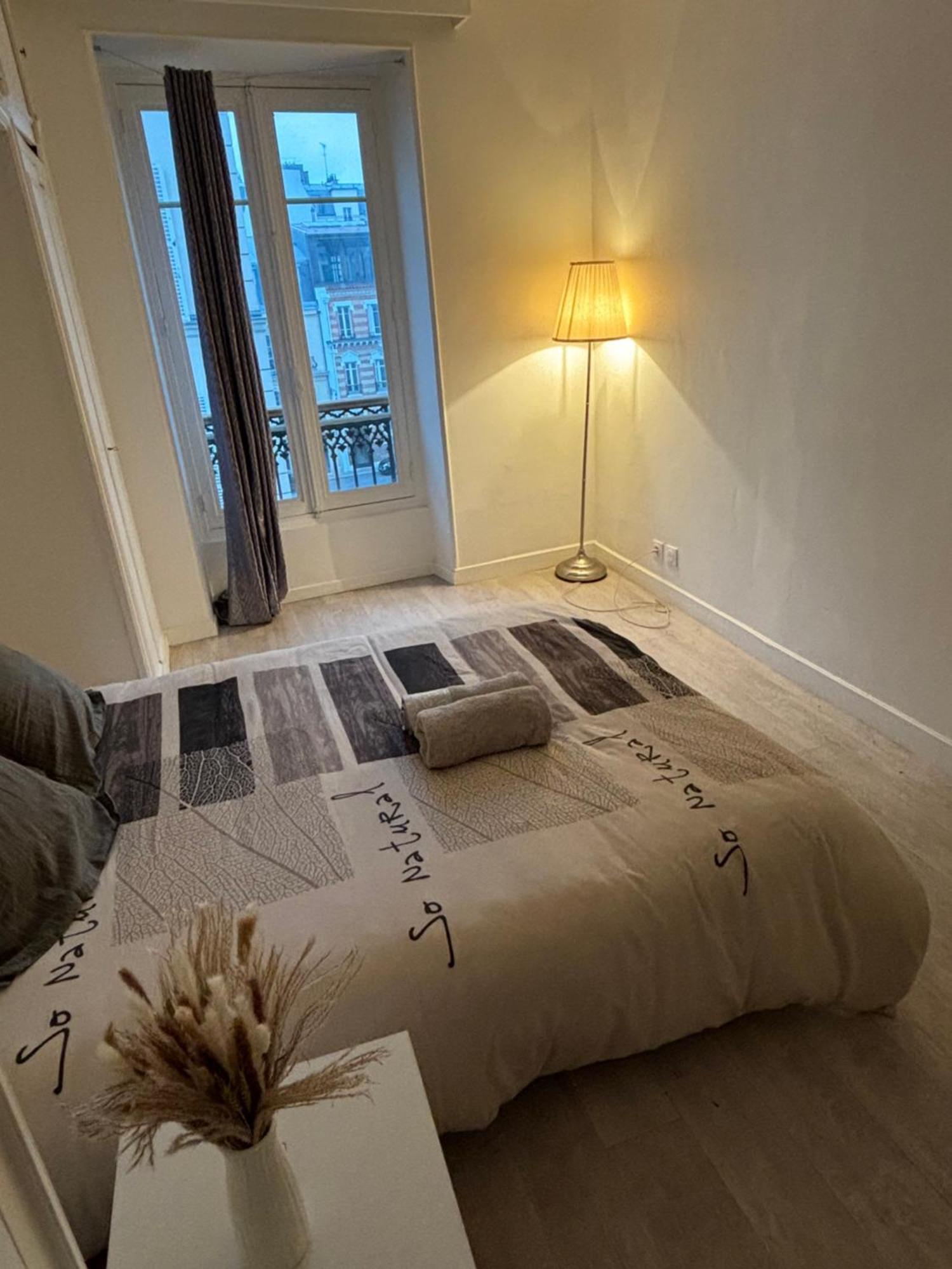 Appartement Situe Dans Le 9Eme Arrondissement, A Deux Pas Du Sacre-Coeur Paris Exteriör bild