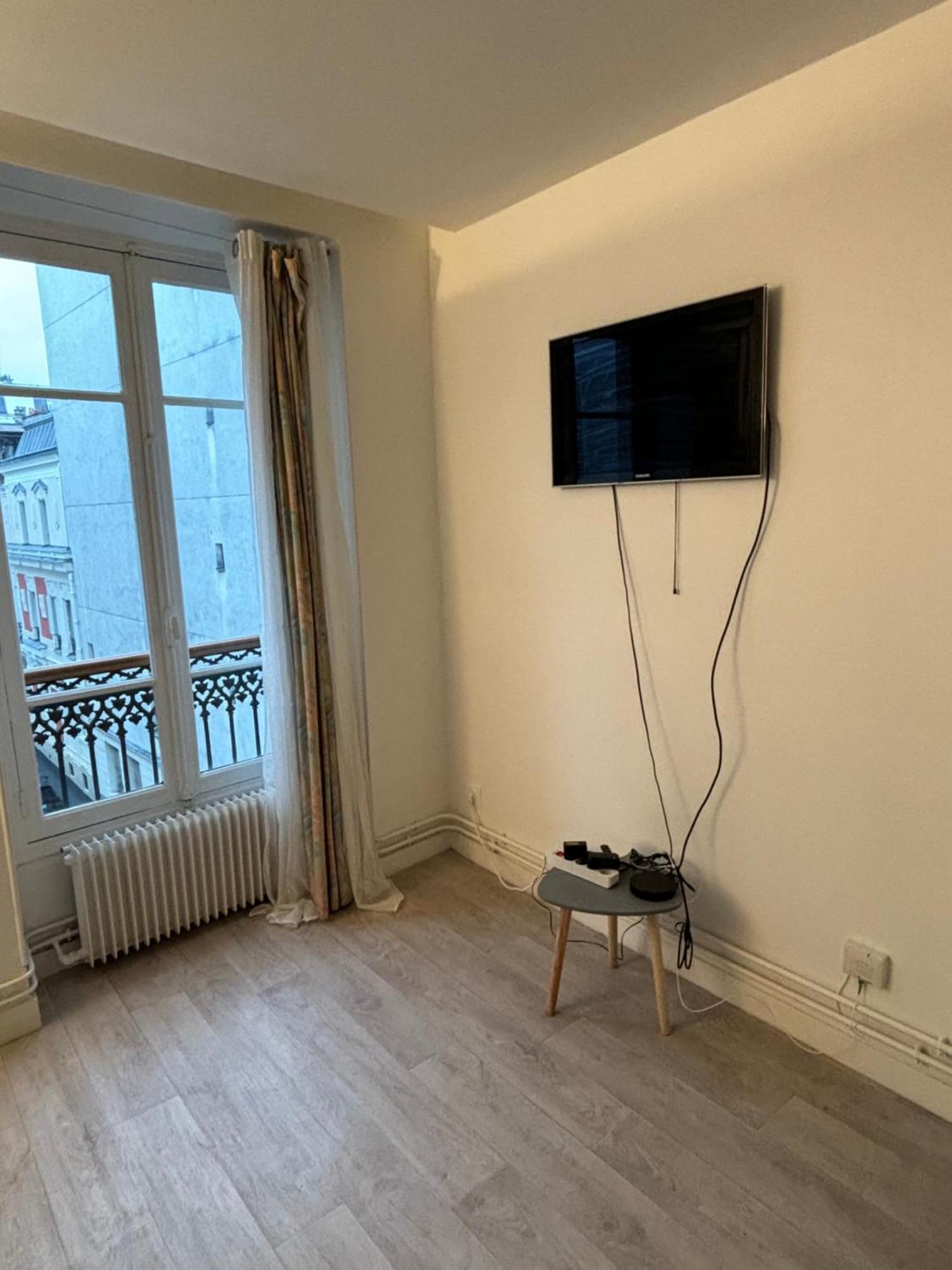 Appartement Situe Dans Le 9Eme Arrondissement, A Deux Pas Du Sacre-Coeur Paris Exteriör bild